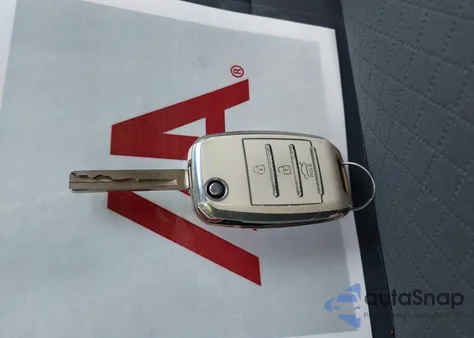 2019 Kia Sorento 2.4L L z USA, uszkodzony, nr VIN 5XYPG4A31KG520537